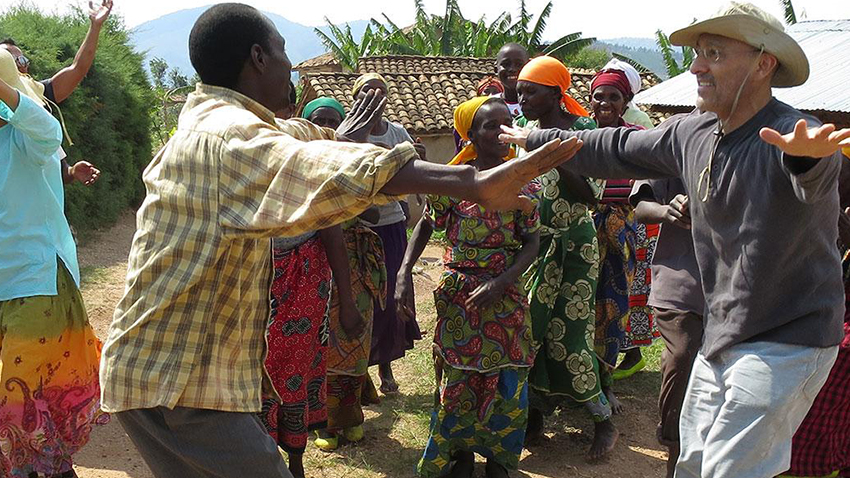 united-stationers-new-hero